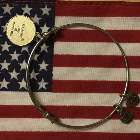 U.S. ARMY 7" Slide Charm Bracelet - by Angelica - Picture 2 of 8